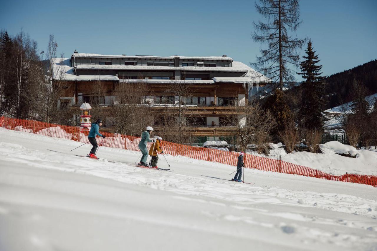 Gartenhotel Theresia 4 Saalbach-Hinterglemm Bagian luar foto